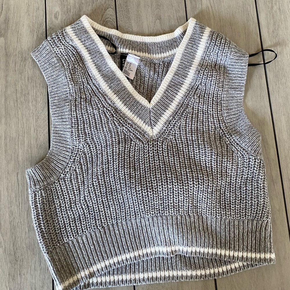 H&M‎ vest